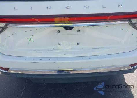 2020 Lincoln Aviator Standard z USA, uszkodzony, nr VIN 5LM5J6WC5LGL23794